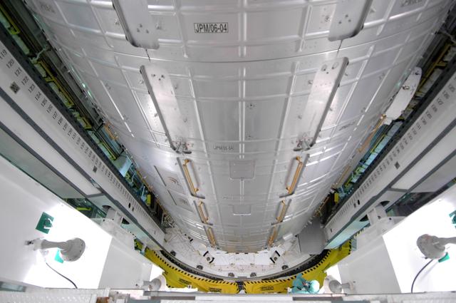 NASA image: KSC-08pd1141