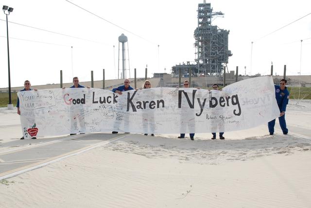 NASA image: KSC-08pd1206