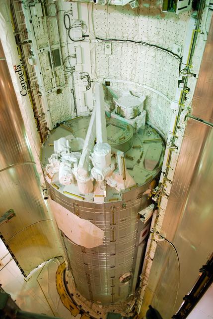 NASA image: KSC-08pd1272