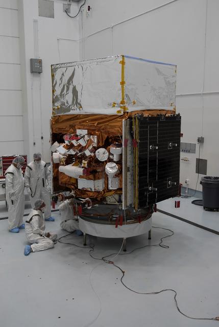 NASA image: KSC-08pd1392