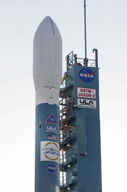 NASA image: KSC-08pd1815