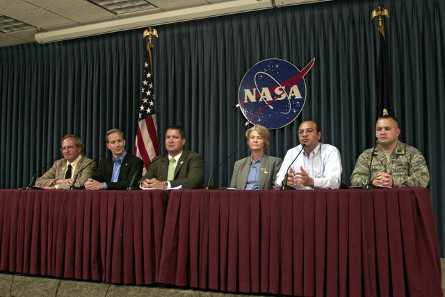 NASA image: KSC-08pd1817