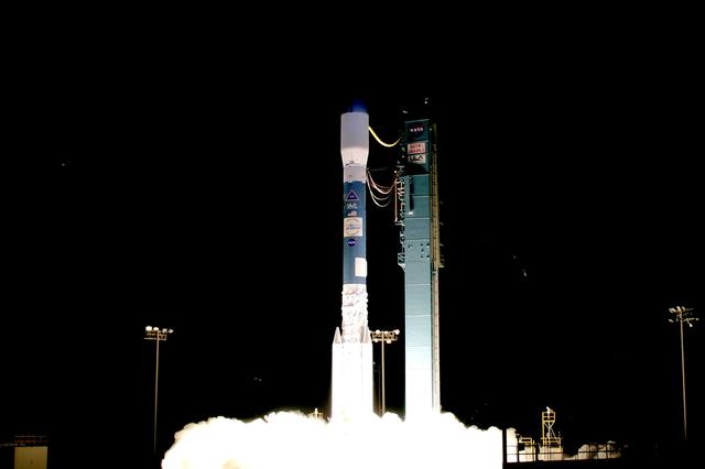 NASA image: KSC-08pd1820