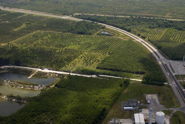 NASA image: KSC-08pd1831