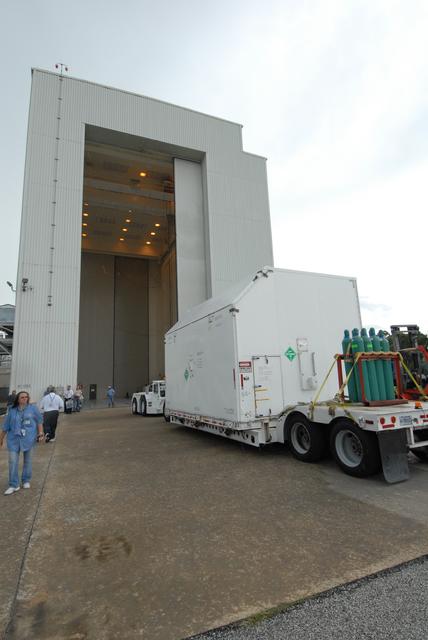 NASA image: KSC-08pd2000