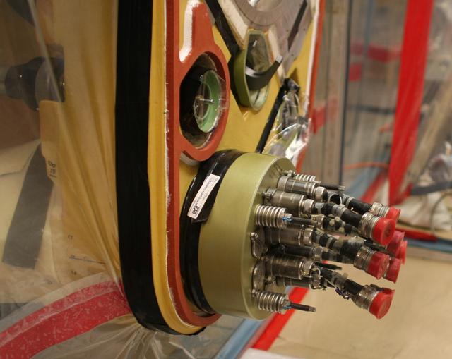 NASA image: KSC-08pd2127