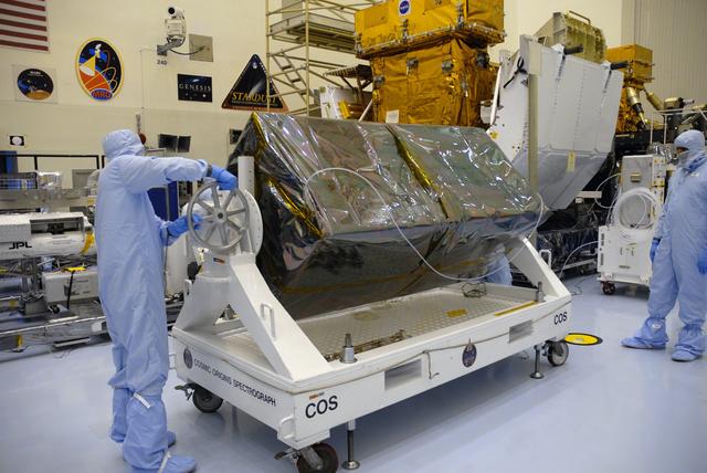 NASA image: KSC-08pd2192