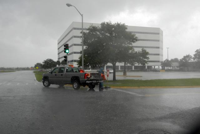 NASA image: KSC-08pd2425