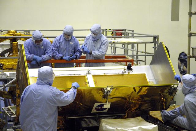 NASA image: KSC-08pd2563