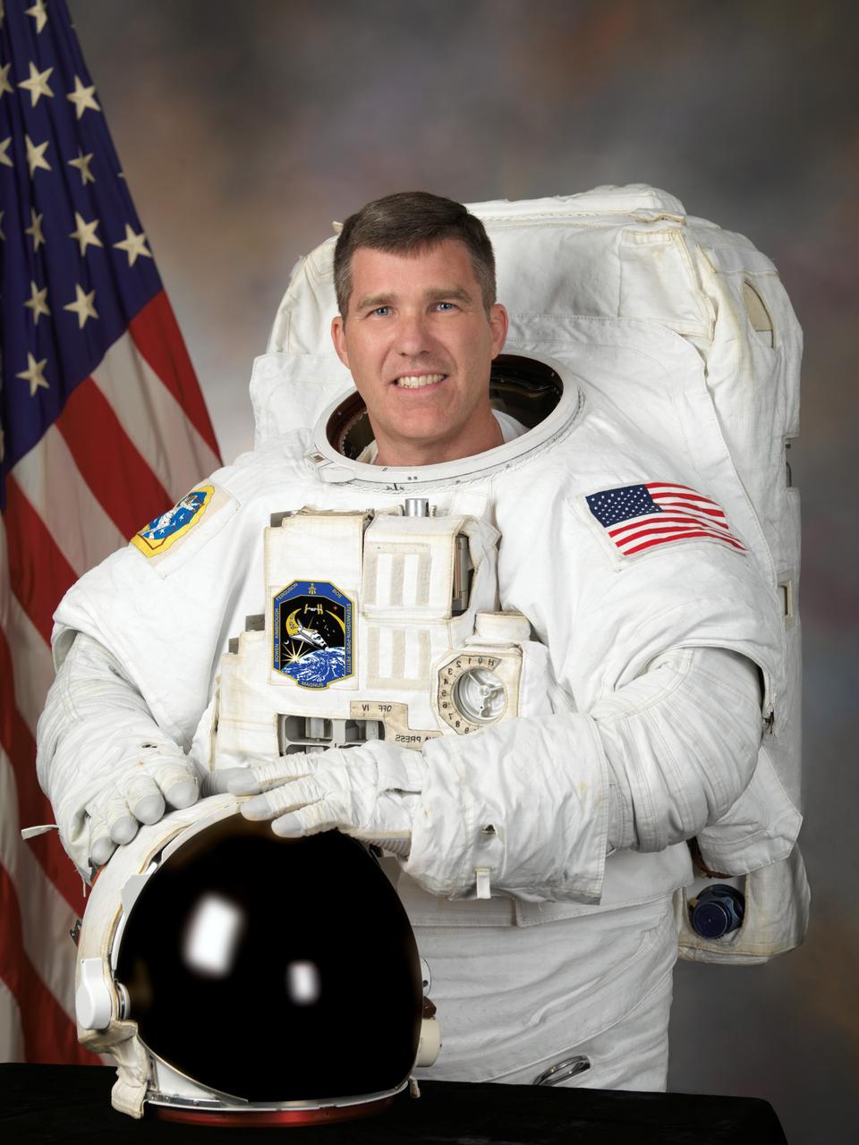 JOHNSON SPACE CENTER, Houston –  JSC2008-E-039696 -- Astronaut Stephen G. Bowen, mission specialist