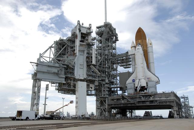 NASA image: KSC-08pd2757