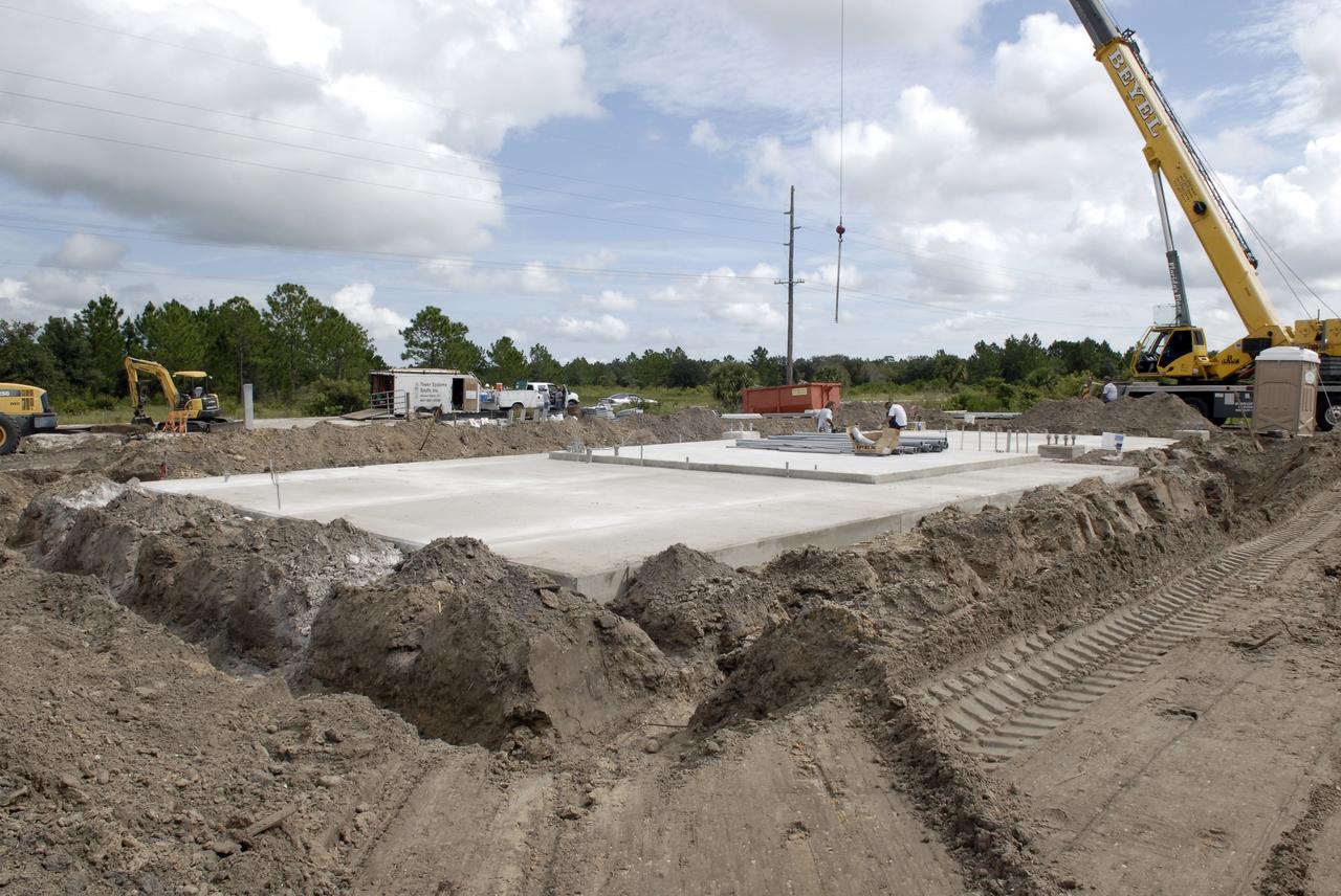 CAPE CANAVERAL, Fla. - A new Doppler weather radar tower is being built in an area near S.R. 520 in Orange County, Florida. The new tower will replace one at nearby Patrick Air Force Base. The site will be used by NASA's Kennedy Space Center, the 45th Space Wing and their customers. The tower will be able to monitor weather conditions directly above the launch pads Kennedy. The weather radar is essential in issuing lightning and other severe weather warnings and vital in evaluating lightning launch commit criteria. The new radar, replacing what was installed 25 years ago, includes Doppler capability to detect winds and identify the type, size and number of precipitation particles. The site is ideally distant from the launch pads and has unobstructed views of Cape Canaveral Air Force Station and Kennedy. Photo credit: NASA/Kim Shiflett