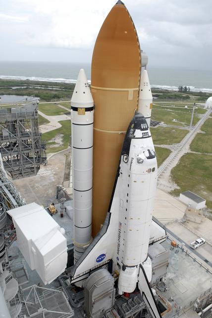 NASA image: KSC-08pd3350