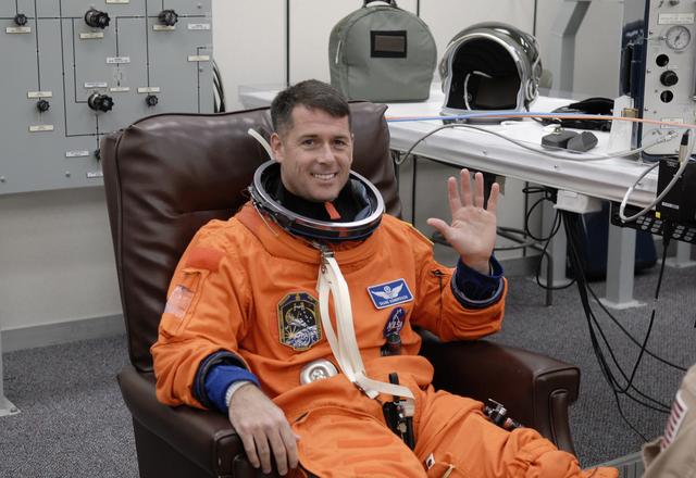 NASA image: KSC-08pd3675