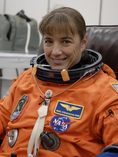 NASA image: KSC-08pd3677