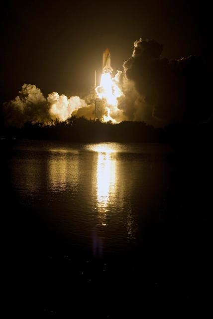 NASA image: KSC-08pd3709