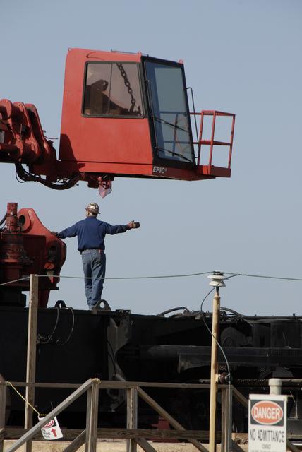 NASA image: KSC-08pd3859