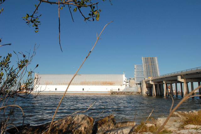 NASA image: KSC-08pd3892