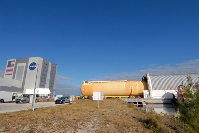 NASA image: KSC-08pd3905