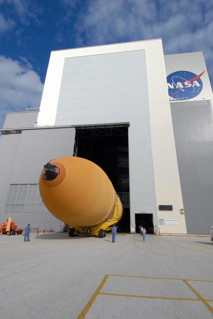 NASA image: KSC-08pd3909