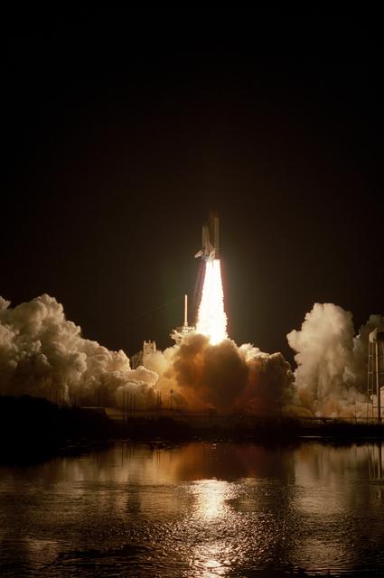 NASA image: KSC-08pp0744