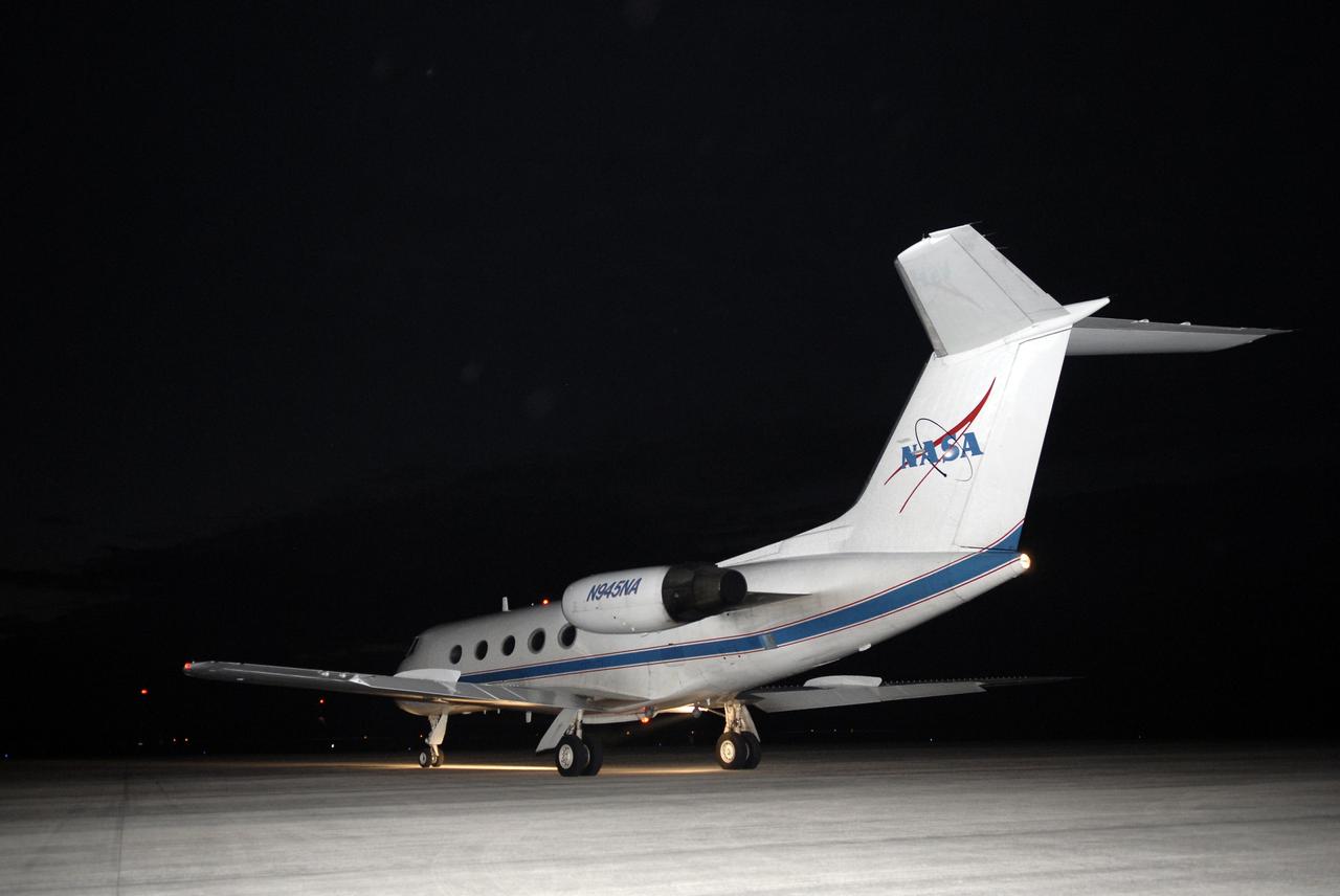 CAPE CANAVERAL, Fla. –  On the Shuttle Landing Facility at NASA's Kennedy Space Center in Florida, a shuttle training aircraft taxis toward the runway for takeoff. STS-119 Commander Lee Archambault and Pilot Tony Antonelli are practicing shuttle landings as part of the Terminal Countdown Demonstration Test activities. The TCDT includes equipment familiarization and a simulated launch countdown. The STA is a Grumman American Aviation-built Gulf Stream II jet that was modified to simulate a shuttle’s cockpit, motion and visual cues, and handling qualities. In flight, the aircraft duplicates the shuttle’s atmospheric descent trajectory from approximately 35,000 feet to landing. The crew of space shuttle Discovery is targeted to launch on the STS-119 mission Feb. 12. During Discovery's 14-day mission, the crew will install the S6 truss segment and solar arrays to the starboard side of the International Space Station, completing the station's truss, or backbone.   Photo credit: NASA/Kim Shiflett