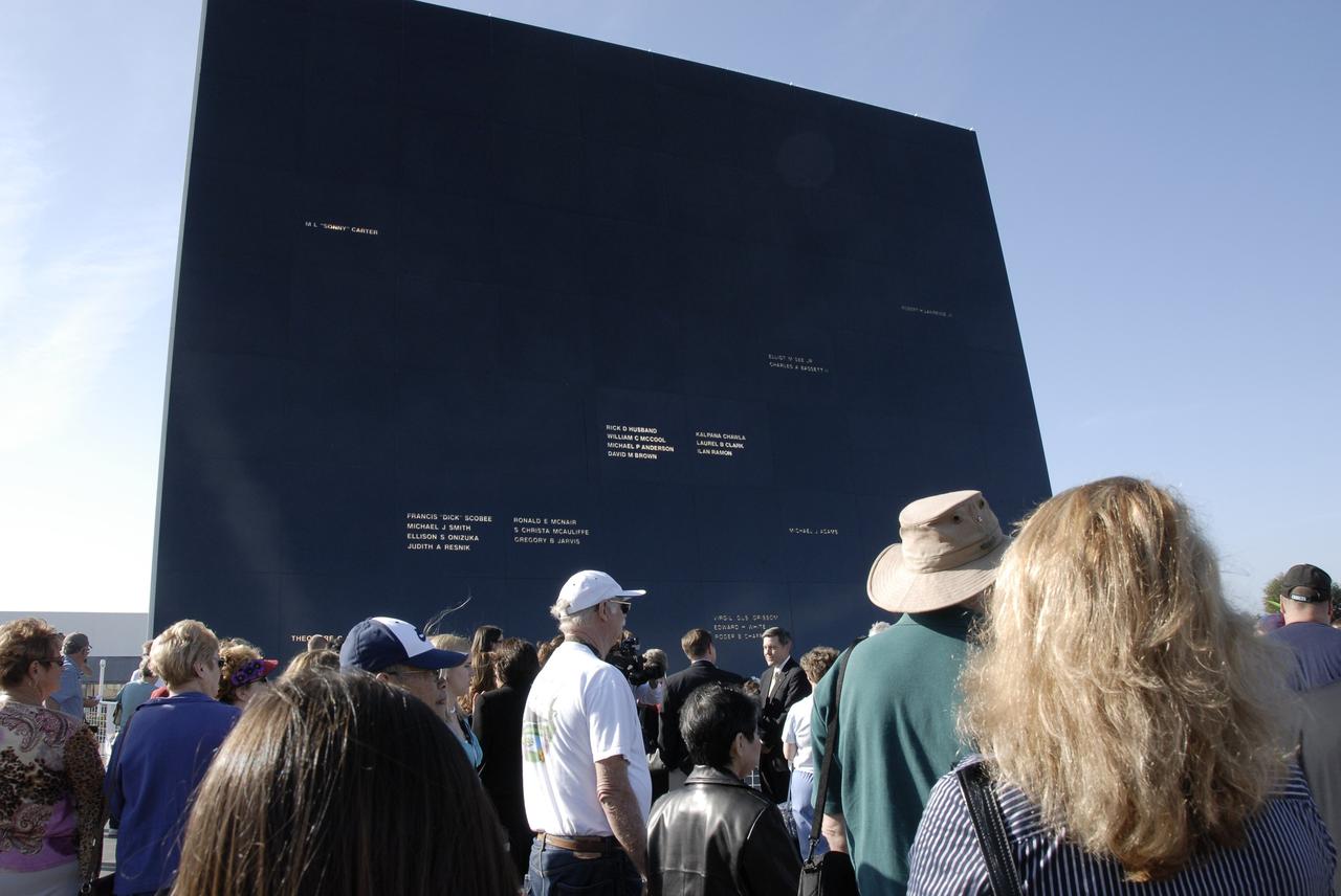 CAPE CANAVERAL, Fla. –   At the Kennedy Space Center Visitor Complex, Center Director Bob Cabana takes part in a ceremony paying tribute to the crews of Apollo 1 and space shuttles Challenger and Columbia, as well as other NASA colleagues, during NASA's Day of Remembrance observance Jan. 29.  The public was invited to the wreath-laying ceremony in front of the Space Mirror Memorial, on which are engraved the names of NASA's heroes who lost their lives while furthering the cause of exploration and discovery.  Photo credit: NASA/Kim Shiflett