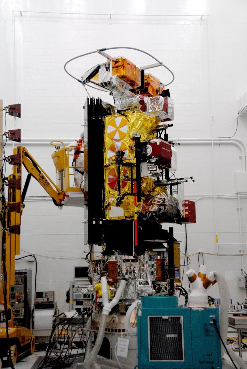 VANDENBERG AIR FORCE BASE, Calif. -- In the NASA payload processing facility at Vandenberg Air Force Base in California, the NOAA-N Prime satellite undergoes solar array illumination. NOAA-N Prime is the latest polar-orbiting operational environmental weather satellite developed by NASA for the National Oceanic and Atmospheric Administration. The satellite is scheduled to launch Feb. 4 aboard a Delta II rocket from Vandenberg Air Force Base. Photo credit: NASA/Robert Hargreaves Jr., VAFB