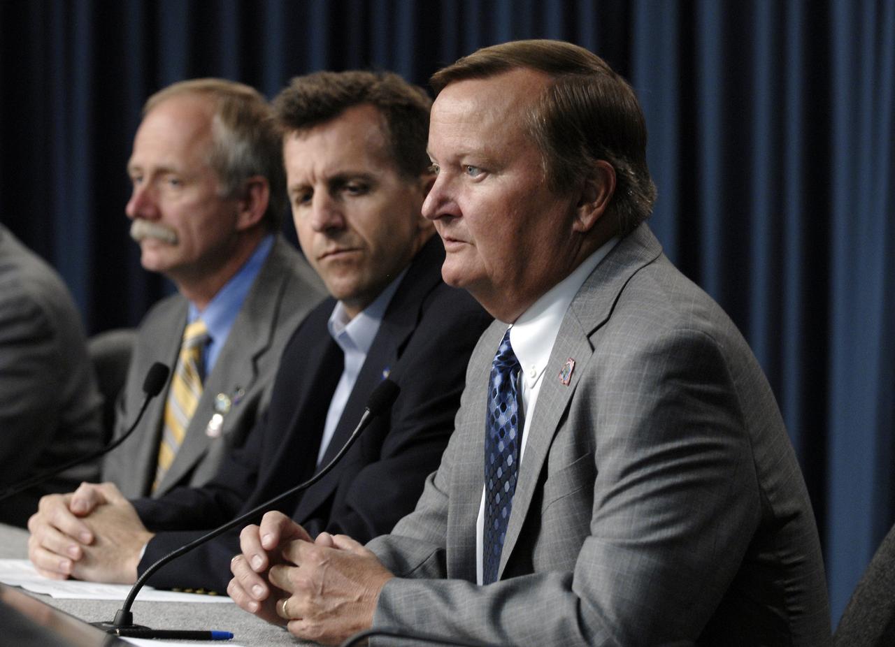 CAPE CANAVERAL, Fla. – At NASA's Kennedy Space Center in Florida, NASA Deputy Manager of Space Shuttle Program LeRoy Cain takes questions from the media during a news conference following landing of the space shuttle Discovery STS-119 mission to the International Space Station.  Main gear touchdown was at 3:13:17 p.m. EDT.  Nose gear touchdown was at 3:13:40 p.m. and wheels stop was at 3:14:45 p.m.  Discovery delivered the final pair of large power-generating solar array wings and the S6 truss segment. The mission was the 28th flight to the station, the 36th flight of Discovery and the 125th in the Space Shuttle Program, as well as the 70th landing at Kennedy. Photo credit: NASA/Kim Shiflett