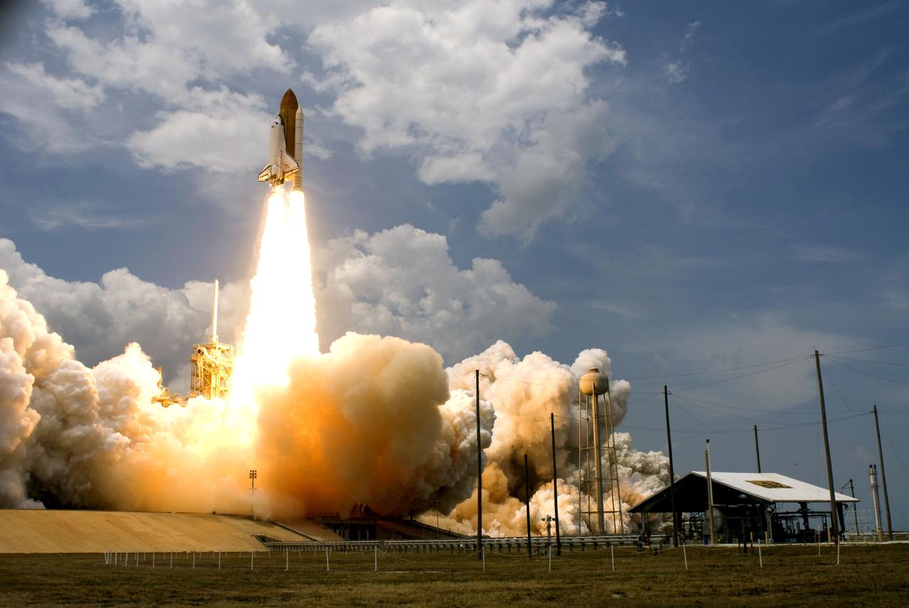 CAPE CANAVERAL, Fla. – Space shuttle Atlantis hurtles toward space atop a column of fire to rendezvous with NASA's Hubble Space Telescope on the STS-125 mission.  Liftoff was on time at 2:01 p.m. EDT. Atlantis' 11-day flight will include five spacewalks to refurbish and upgrade the telescope with state-of-the-art science instruments that will expand Hubble's capabilities and extend its operational lifespan through at least 2014.  The payload includes a Wide Field Camera 3, fine guidance sensor and the Cosmic Origins Spectrograph.  Photo credit: NASA/Sandra Joseph-Kevin O'Connell