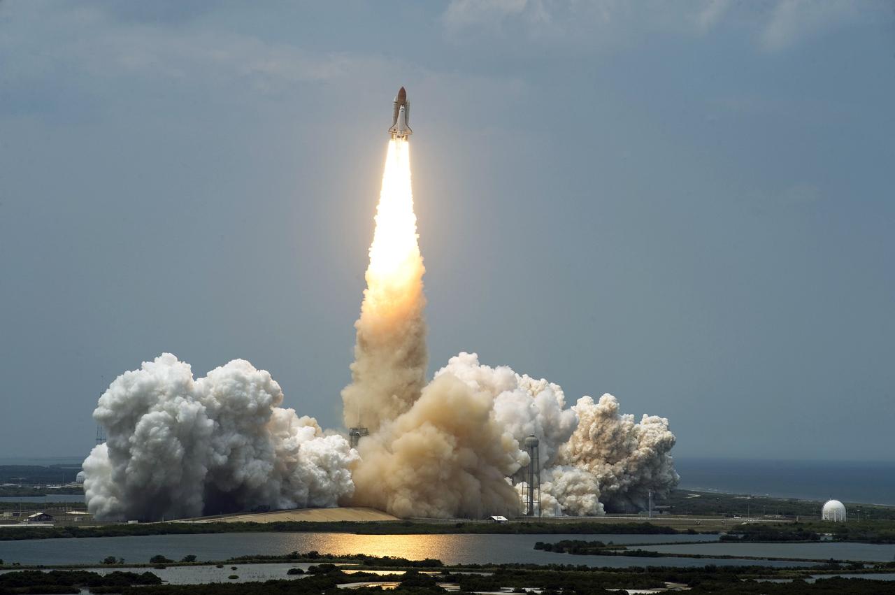 CAPE CANAVERAL, Fla. – From Launch Pad 39A at NASA's Kennedy Space Center in Florida, space shuttle Atlantis roars into the sky on a column of fire on the STS-125 mission to service NASA's Hubble Space Telescope.  Liftoff was on time at 2:01 p.m. EDT.  Atlantis' 11-day flight will include five spacewalks to refurbish and upgrade the telescope with state-of-the-art science instruments that will expand Hubble's capabilities and extend its operational lifespan through at least 2014.  The payload includes a Wide Field Camera 3, Fine Guidance Sensor and the Cosmic Origins Spectrograph.   Photo courtesy of Scott Andrews