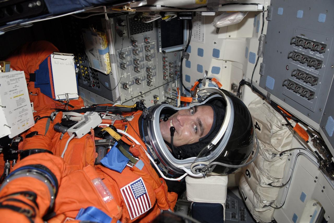 CAPE CANAVERAL, Fla. – On Launch Pad 39A at NASA's Kennedy Space Center in Florida, STS-127 Mission Specialist Christopher Cassidy is eager to take part in the simulated launch countdown, which concludes the terminal countdown demonstration test. Endeavour's STS-127 mission is the final of three flights dedicated to the assembly of the Japanese Kibo laboratory complex on the International Space Station. Endeavour's launch is scheduled for June 13 at 7:17 a.m. EDT. Photo credit: NASA/Kim Shiflett