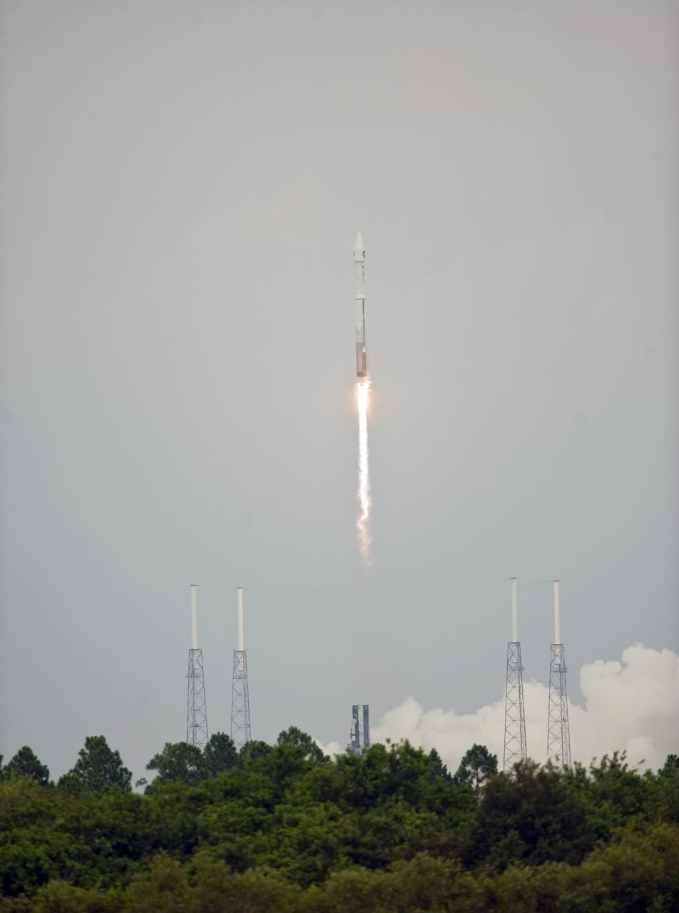 CAPE CANAVERAL, Fla. – Trailing a column of smoke, NASA's Lunar Reconnaissance Orbiter, or LRO, and NASA's Lunar Crater Observation and Sensing Satellite, known as LCROSS, lifts off from Launch Pad 41 at Cape Canaveral Air Force Station in Florida.       LRO and LCROSS are the first missions in NASA's plan to return humans to the moon and begin establishing a lunar outpost by 2020. The LRO also includes seven instruments that will help NASA characterize the moon's surface:  DIVINER, LAMP, LEND, LOLA , CRATER, Mini-RF and LROC.   Launch was on-time at 5:32 p.m. EDT June 18.  Photo credit: NASA/Tom Farrar