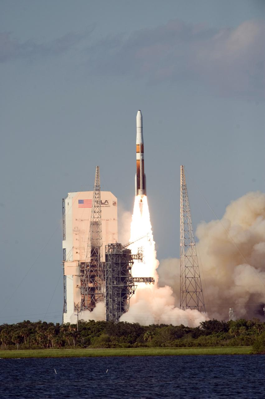 CAPE CANAVERAL, Fla. – Rising above the pad's fixed service tower, a Delta IV rocket soars into the sky with the GOES-O satellite aboard.  Liftoff was at 6:51 p.m. EDT from Launch Complex 37 at Cape Canaveral Air Force Station in Florida. The first attempt to launch GOES-O, on June 26, was scrubbed due to thunderstorms in the vicinity of Cape Canaveral. The latest Geostationary Operational Environmental Satellite, GOES-O was developed by NASA for the National Oceanic and Atmospheric Administration, or NOAA. Each of the GOES satellites continuously provides observations of 60 percent of the Earth including the continental United States, providing weather monitoring and forecast operations as well as a continuous and reliable stream of environmental information and severe weather warnings. Once in orbit, GOES-O will be designated GOES-14, and NASA will provide on-orbit checkout and then transfer operational responsibility to NOAA.    Photo credit: NASA/Tom Farrar