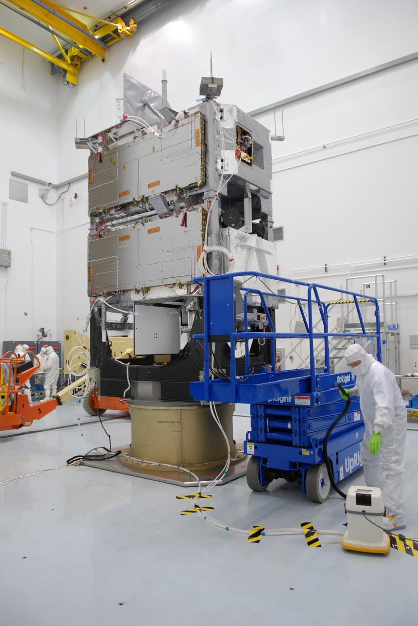 CAPE CANAVERAL, Fla. –  At the Astrotech payload processing facility in Titusville, Fla., workers begin center of gravity testing, weighing and balancing on the SV1-SV2 spacecraft. The two spacecraft are known as the Space Tracking and Surveillance System – Demonstrators, or STSS Demo, which is a space-based sensor component of a layered Ballistic Missile Defense System designed for the overall mission of detecting, tracking and discriminating ballistic missiles.  STSS is capable of tracking objects after boost phase and provides trajectory information to other sensors. It will be launched by NASA for the Missile Defense Agency between 8 and 8:58 a.m. EDT Sept. 18.  Approved for Public Release 09-MDA-04886 (10 SEPT 09) Photo credit: NASA/Jim Grossmann