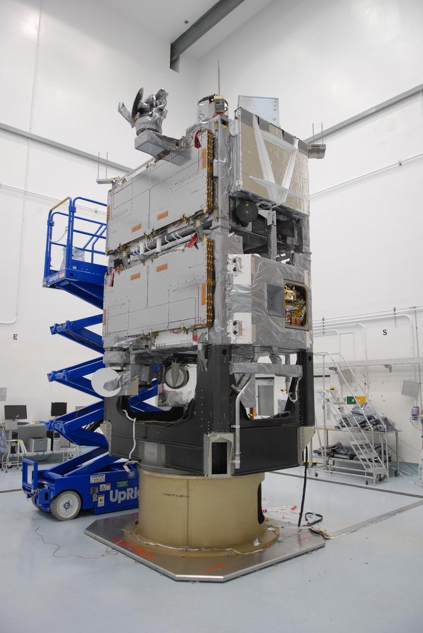 CAPE CANAVERAL, Fla. – At the Astrotech payload processing facility in Titusville, Fla., the SV1-SV2 spacecraft sits on the rotation stand after weighing.  The two spacecraft are known as the Space Tracking and Surveillance System – Demonstrators, or STSS Demo, which is a space-based sensor component of a layered Ballistic Missile Defense System designed for the overall mission of detecting, tracking and discriminating ballistic missiles.  STSS is capable of tracking objects after boost phase and provides trajectory information to other sensors. It will be launched by NASA for the Missile Defense Agency between 8 and 8:58 a.m. EDT Sept. 18.  Approved for Public Release 09-MDA-04886 (10 SEPT 09) Photo credit: NASA/Jim Grossmann