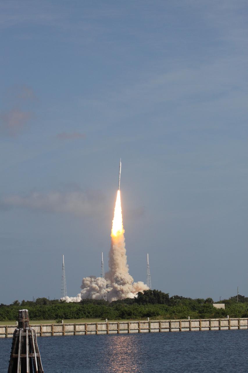 CAPE CANAVERAL, Fla. - With more than 12 times the thrust produced by a Boeing 747 jet aircraft, the Constellation Program's Ares I-X test rocket roars off Launch Complex 39B at NASA's Kennedy Space Center in Florida.  The rocket produces 2.96 million pounds of thrust at liftoff and goes supersonic in 39 seconds.    Liftoff of the 6-minute flight test was at 11:30 a.m. EDT Oct. 28. This was the first launch from Kennedy's pads of a vehicle other than the space shuttle since the Apollo Program's Saturn rockets were retired.  The parts used to make the Ares I-X booster flew on 30 different shuttle missions ranging from STS-29 in 1989 to STS-106 in 2000. The data returned from more than 700 sensors throughout the rocket will be used to refine the design of future launch vehicles and bring NASA one step closer to reaching its exploration goals.  For information on the Ares I-X vehicle and flight test, visit http://www.nasa.gov/aresIX.  Photo credit: NASA/Jack Pfaller