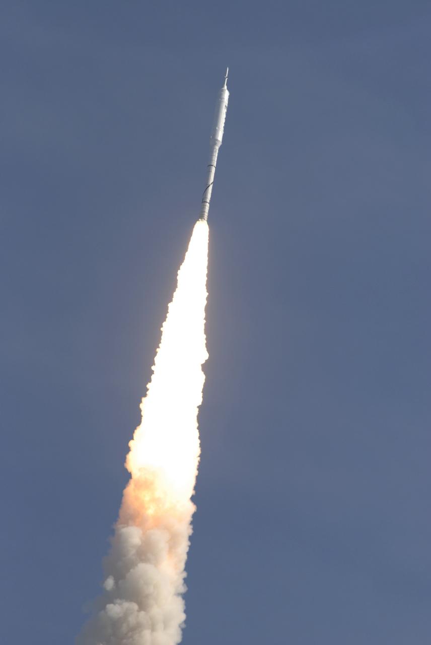 CAPE CANAVERAL, Fla. - With more than 23 times the power output of the Hoover Dam, the Constellation Program's Ares I-X test rocket zooms off Launch Complex 39B at NASA's Kennedy Space Center in Florida. The rocket produces 2.96 million pounds of thrust at liftoff and reaches a speed of 100 mph in eight seconds. Liftoff of the 6-minute flight test was at 11:30 a.m. EDT Oct. 28. This was the first launch from Kennedy's pads of a vehicle other than the space shuttle since the Apollo Program's Saturn rockets were retired. The parts used to make the Ares I-X booster flew on 30 different shuttle missions ranging from STS-29 in 1989 to STS-106 in 2000. The data returned from more than 700 sensors throughout the rocket will be used to refine the design of future launch vehicles and bring NASA one step closer to reaching its exploration goals. For information on the Ares I-X vehicle and flight test, visit http://www.nasa.gov/aresIX. Photo credit: NASA/Kim Shiflett