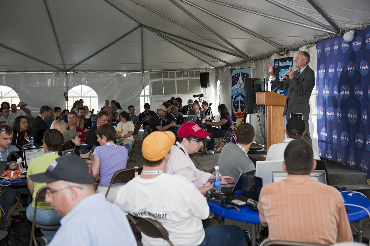 CAPE CANAVERAL, Fla. -- At NASA's Kennedy Space Center in Florida, NASA Associate Administrator for Space Operations Bill Gerstenmaier addresses participants of the STS-133 Tweetup. NASA is hosting about 150 of its Twitter followers from around the world and several dozen states and providing them with a behind-the-scenes perspective to share with their own followers on the social networking service.    The "Tweeps," as NASA calls them, will have a chance to tour Kennedy and meet with shuttle technicians, managers, engineers and astronauts. They also will receive a demonstration of Robonaut, a human-like robot similar to the one that will be delivered to the International Space Station on the STS-133 mission. Space shuttle Discovery and its STS-133 crew are scheduled to launch Nov. 3 at 3:52 p.m. EDT. For more information on the upcoming mission, visit www.nasa.gov/mission_pages/shuttle/shuttlemissions/sts133/. Photo credit: NASA/Kim Shiflett