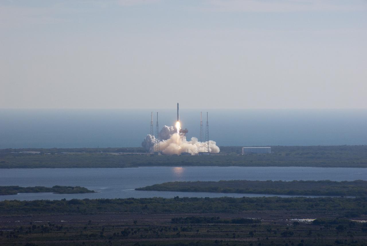 CAPE CANAVERAL, Fla. -- SpaceX’s Falcon 9 rocket and Dragon spacecraft lift off from Launch Complex 40 at Cape Canaveral Air Force Station at 10:43 a.m. EST.        SpaceX was awarded procurement for three demonstration flights under the Commercial Orbital Transportation Services, or COTS, program managed by NASA's Johnson Space Center in Houston. A subsequent contract for Commercial Resupply Services, or CRS, was awarded in late 2008 to resupply the International Space Station. The SpaceX CRS contract provides for 12 missions to resupply the station from 2011 through 2015. Photo credit: NASA/Alan Ault