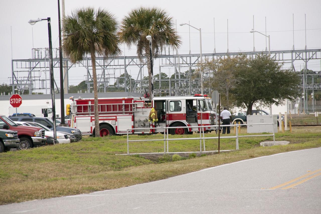 CAPE CANAVERAL, Fla. -- At NASA's Kennedy Space Center in Florida, KSC firefighters were on the scene after a backhoe inadvertently struck a natural gas line at around 8:40 a.m. EST in the area north of the Multi Function Facility (MFF). As a precaution, personnel were evacuated from Orbiter Processing Facilities 1 and 2, the MFF, Processing Control Center and Operations Support Building (OSB) I. All traffic was blocked on the Saturn Causeway near the facilities. There were no injuries or damage to any facilities and personnel were allowed back into their buildings before mid-day and the roadway open to traffic. Photo credit: NASA/Jack Pfaller