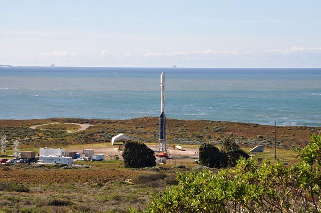 NASA image: KSC-2011-1498