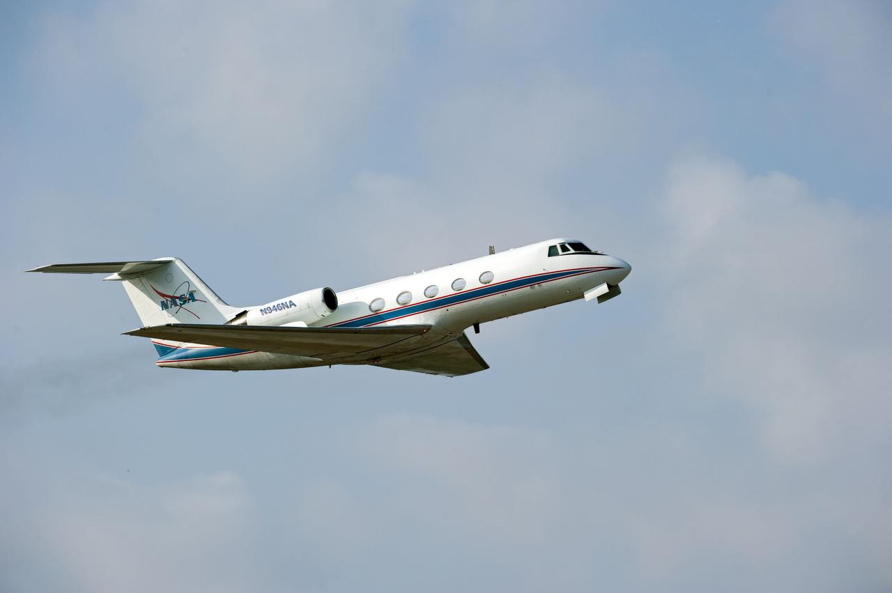 CAPE CANAVERAL, Fla. -- A Shuttle Training Aircraft (STA) performs touch-and-go landings over the Shuttle Landing Facility runway at NASA's Kennedy Space Center in Florida. STS-133 Commander Steve Lindsey and Pilot Eric Boe are flying two Gulfstream II business jets that are modified to mimic the shuttle's handling during the final phase of landing. These practice landings are part of standard training before space shuttle Discovery's launch to the International Space Station.        Scheduled to lift off Feb. 24 at 4:50 p.m. EST, Discovery and its six-member crew will deliver the Permanent Multipurpose Module, packed with supplies and critical spare parts, as well as Robonaut 2, the dexterous humanoid astronaut helper, to the orbiting outpost. For more information on the STS-133 mission, visit www.nasa.gov/mission_pages/shuttle/shuttlemissions/sts133/.  Photo credit: NASA/Kim Shiflett