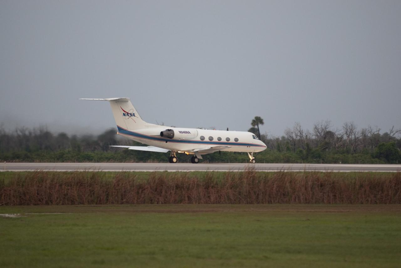 CAPE CANAVERAL, Fla. -- STS-134 Commander Mark Kelly prepares to take flight in a Shuttle Training Aircraft (STA) to perform touch-and-go landings on the Shuttle Landing Facility at NASA's Kennedy Space Center in Florida. STAs are Gulfstream II business jets that are modified to mimic the shuttle's handling during the final phase of landing. Practice landings are part of standard training before space shuttle Endeavour's upcoming STS-134 launch to the International Space Station. Endeavour's six crew members are at Kennedy for the launch countdown dress rehearsal called the Terminal Countdown Demonstration Test (TCDT) and related training. Targeted to launch April 19 at 7:48 p.m. EDT, they will deliver the Express Logistics Carrier-3, Alpha Magnetic Spectrometer-2 (AMS), a high-pressure gas tank, additional spare parts for the Dextre robotic helper and micrometeoroid debris shields to the space station. This will be the final spaceflight for Endeavour. For more information visit, www.nasa.gov/mission_pages/shuttle/shuttlemissions/sts134/index.html. Photo credit: NASA/Kim Shiflett