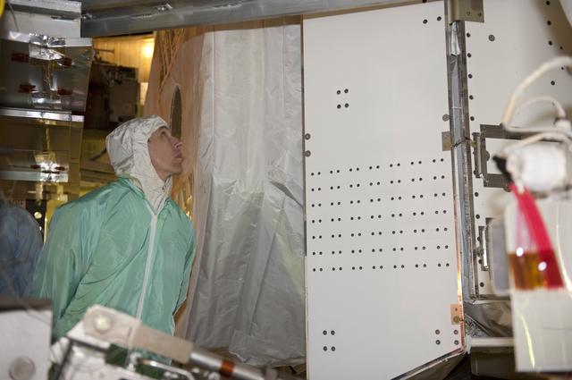 NASA image: KSC-2011-2578