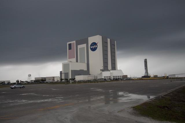 NASA image: KSC-2011-2640