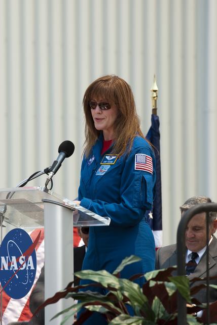 NASA image: KSC-2011-2871