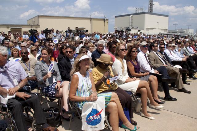 NASA image: KSC-2011-2880