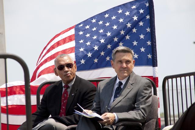 NASA image: KSC-2011-2881