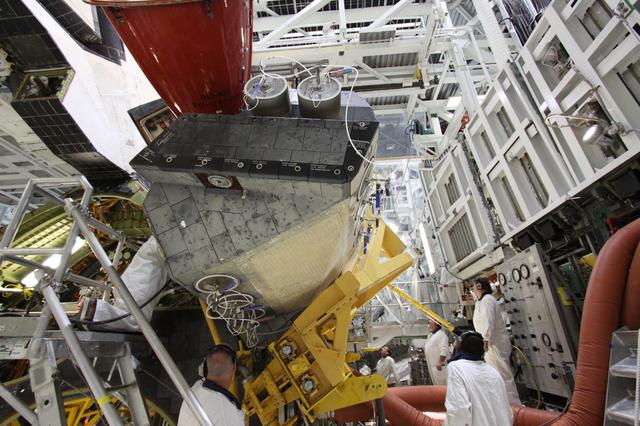 NASA image: KSC-2011-3018